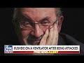 Suspect will be charged in Salman Rushdie stabbing  - 02:34 min - News - Video
