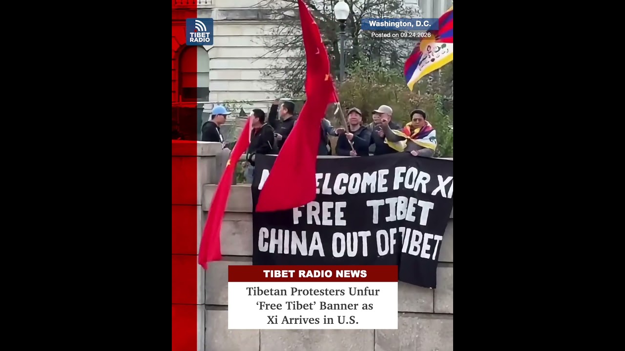 Protesters say Xi supporters tried to snatch the banner