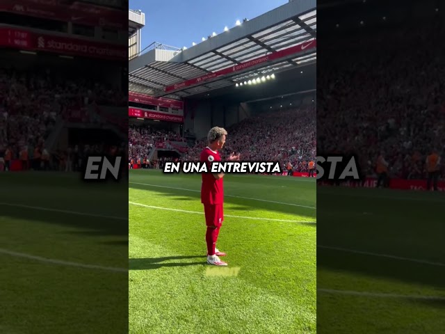 ¿Porque los FUTBOLISTAS Cortan sus BOTAS? 👟