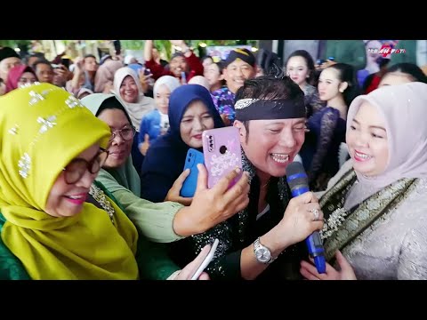 DIMAS TEDJO HEBOH KEROYOKAN IBU IBU JOGJA ISTIMEWA - CINTA MERAH JAMBU - CS RIZKY ENTERTAINMENT