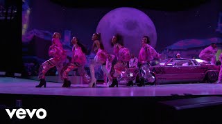 7 rings (live)