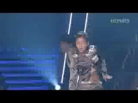 BoA - live perf. of My Name while she was sick