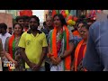 Lok Sabha Elections 2024: AIMIM Chief Asaduddin Owaisi Holds Door-to-Door Campaign | News9  - 01:18 min - News - Video