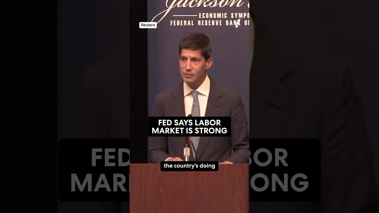 Warsh says the larbor market is strong. 💪