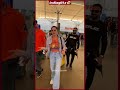 Sunny leone Spotted at airport in Mumbai | IndiaGlitz Telugu
