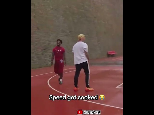 'I gotta leave the court' 😂 (via IShowSpeed/TT)