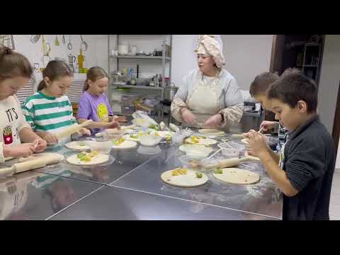 video Цветные пельмешки