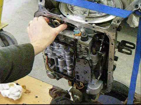 Chevy Automatic Transmission Oil Pump Removal - 4L60E ... 4l80e pump diagram 