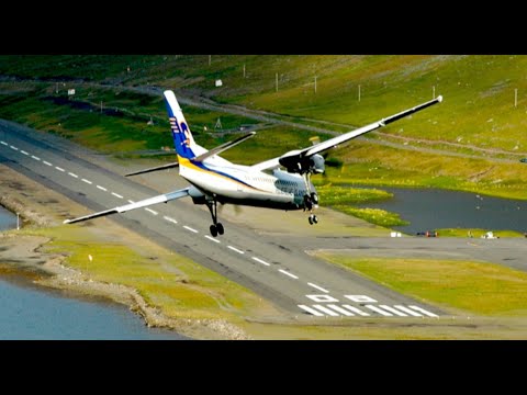Extreme Airport Approach in Iceland! (HD)