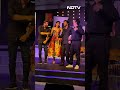 Shah Rukh Khans Signature Pose And A Pathaan-Special Dance  - 00:34 min - News - Video