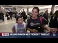 Holiday season brings record travel to U.S. airports  - 02:09 min - News - Video