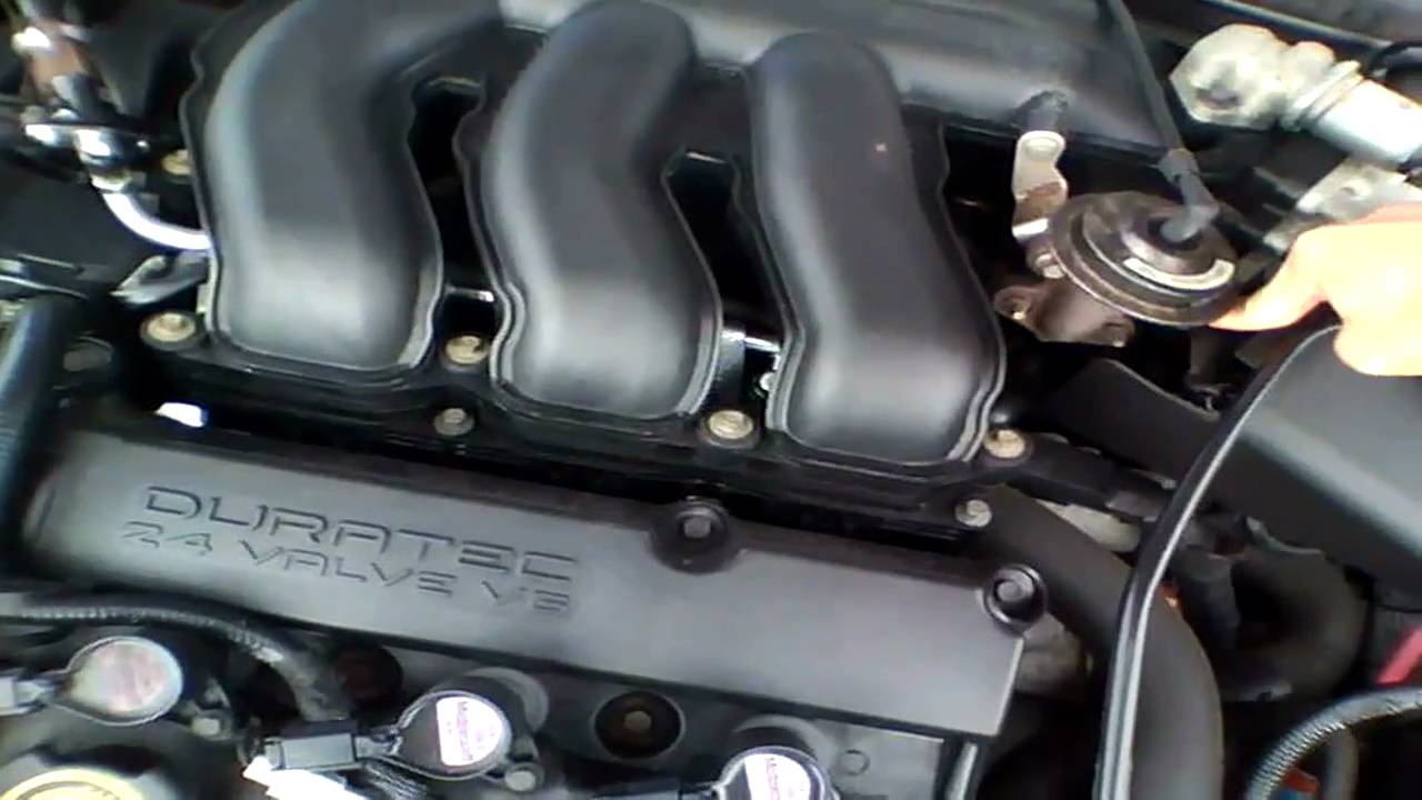 Ford taurus engine revving up #2