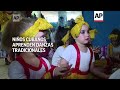 Niños cubanos aprenden danzas tradicionales  - 01:37 min - News - Video