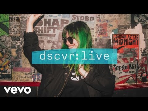 Phoebe Ryan - Dark Side (dscvr Live)