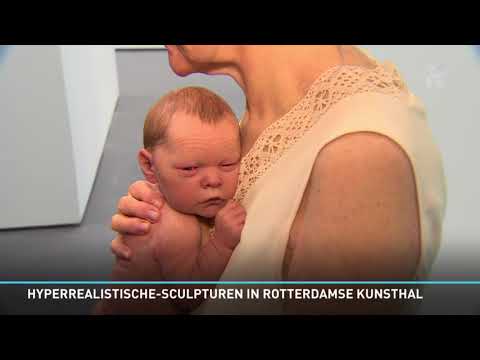 'Hyperrealistische' reuzenbaby in de Kunsthal