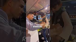 Ronaldo's SHOCKING Reaction to a Kid at an Award Show