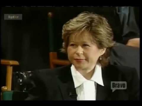 The Voices of The Simpsons - Yeardley Smith - YouTube