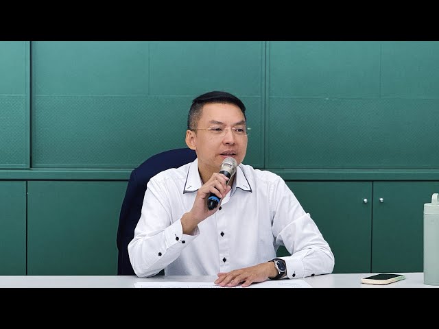黃文益就職一週年秀政績 反問柯志恩為高雄做了什麼？
