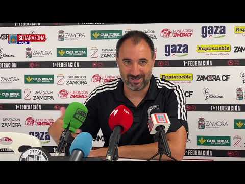 JUANMA BARRERO (Entrenador Tarazona) Zamora CF 0-1 SD Tarazona / J2 - 1ª RFEF / Fuente: YouTube SD Tarazona