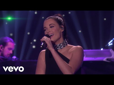 Kacey Musgraves - Space Cowboy (Live From The Ellen DeGeneres Show)