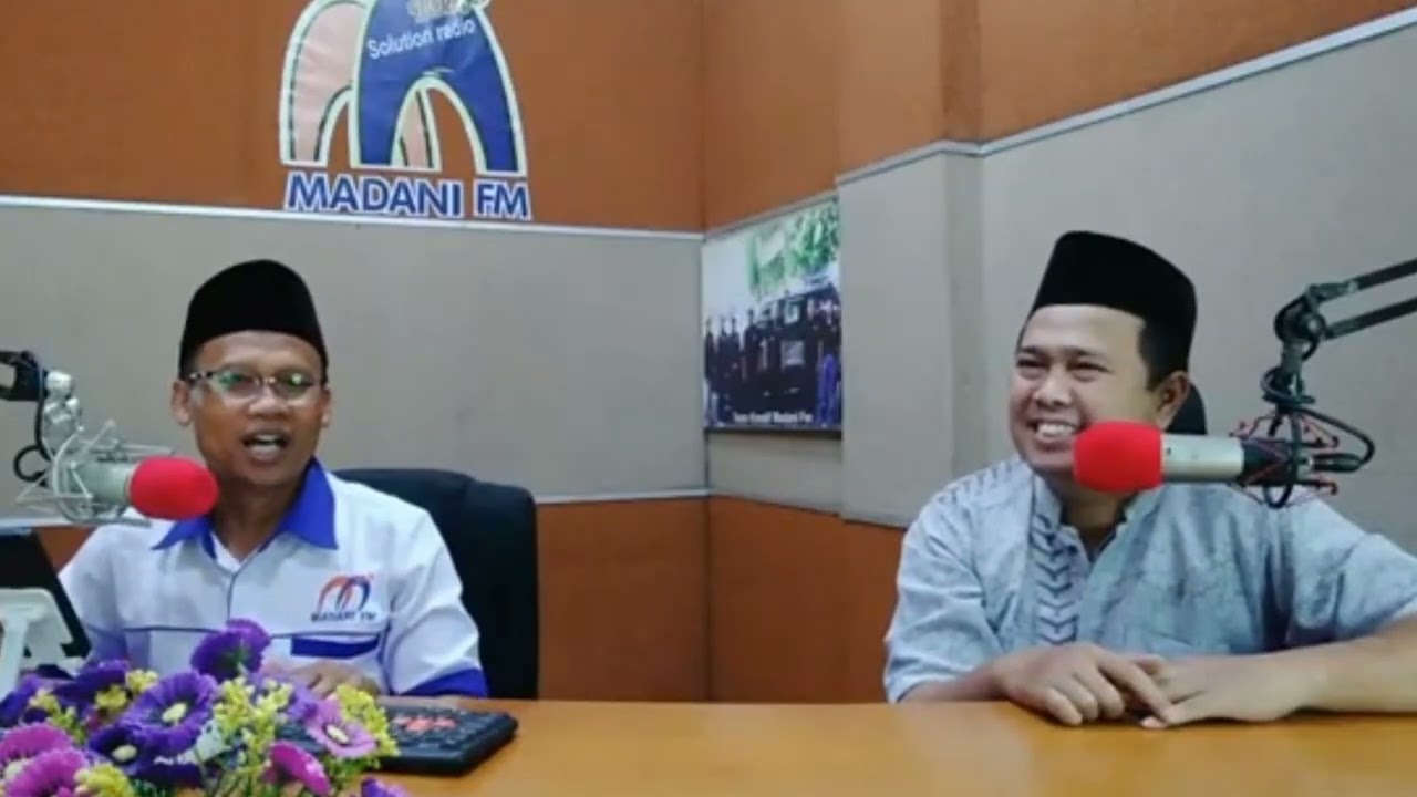 [ULH] - Fatwa HUT RI : Hormat Bendera | Radio Madani FM - MuhammadiyahNews.com