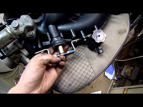 Replacing fuel injectors ford escape #7