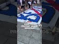 See Venetians protest Jeff Bezos’ wedding(CNN) - 00:29 min - News - Video