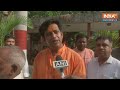 Ravi Kishan Vote Cast: अंतिम चरण की वोटिंग..रविकिशन गोरखपुर में वोट डालने के लिए लाइन में लगे  - 01:47 min - News - Video