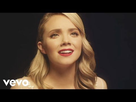 Danielle Bradbery - Worth It (Extended Intro)