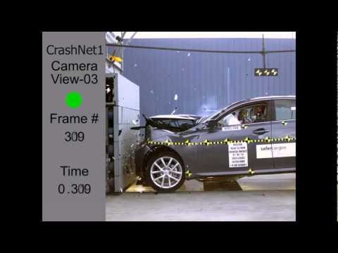 Video crash test lexus je od 2005