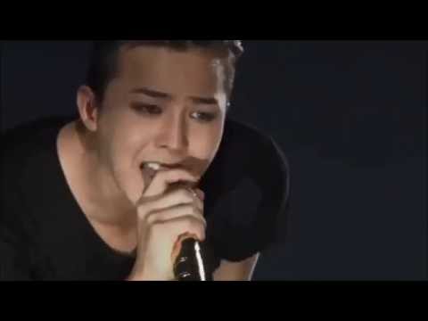 G-DRAGON - A BOY AT G-DRAGON ONE OF A KIND 2013