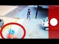 Man throws rock at 61-yr-old pedestrian, kocking him out, Brazil-Visual