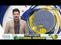 వైసీపీ నేతల ఇంట్లో నాటు బాంబులు, వేటకొడవళ్లు, కోడళ్ళు | Palnadu District | Prime9  - 00:56 min - News - Video