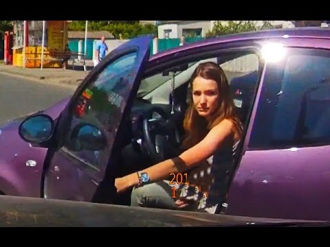 Сообраќајни несреќи со жени-возачи (избор видеа)