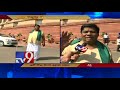 TDP MP Siva Prasad slams Modi as Polavaram farmer