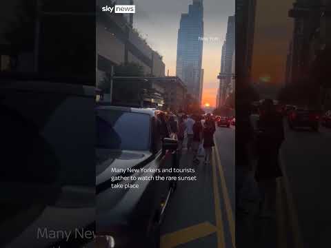 New Yorkers gather for 'Manhattanhenge'
