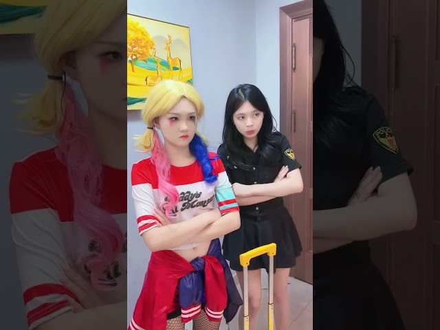 小丑被抓到了.#joker #cosplay #shorts