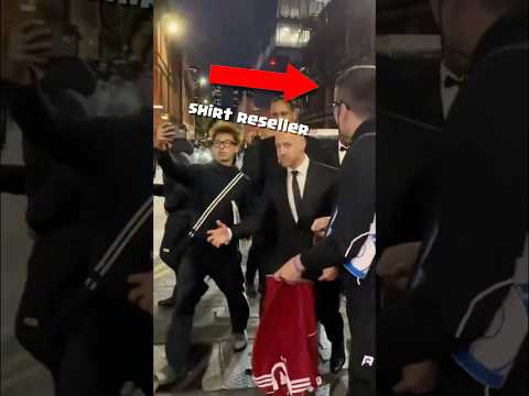 Van Dijk Refuses To Sign Shirt For Resellers