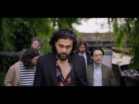 Gang of Youths - the angel of 8th ave. (Official V…