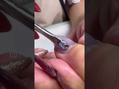 #magnet_nails #singer #mensnails