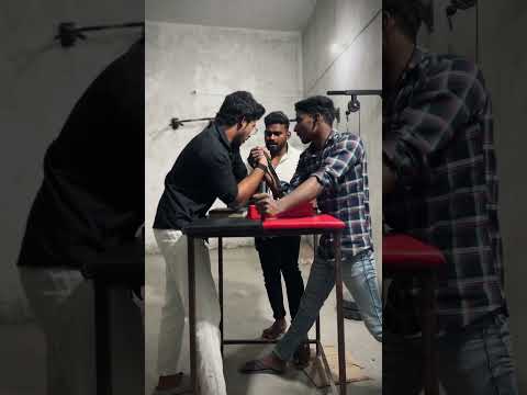 Arm wrestling 🔥