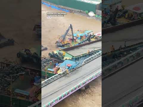 Typhoon Chaos: Barges Collide with Bridge in Philippines