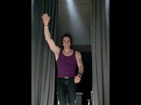 How I would love to start my live shows…