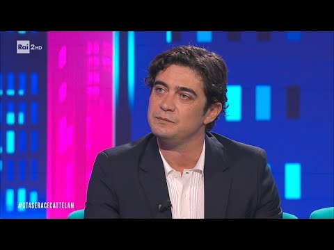 L'intervista a Riccardo Scamarcio - Stasera c'è Cattelan su Rai2 del 05/03/2024