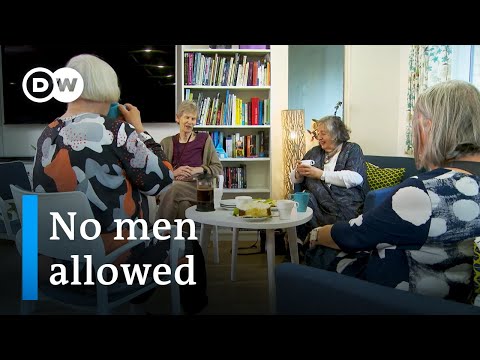 A happy home for elderly women in Britain | Focus on Europe