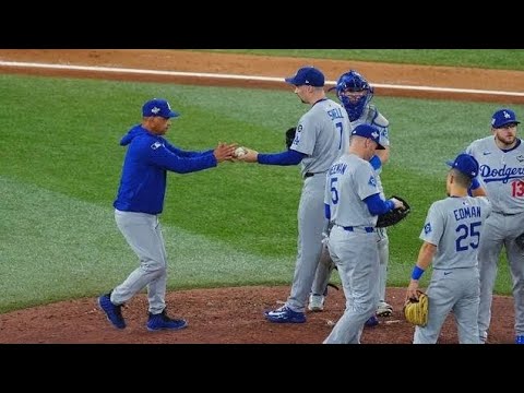 ⚾💥ブルージェイズ衝撃の大爆発🔥—ドジャースを11-4で粉砕‼️ワールドシリーズ第1戦🇨🇦vs🇺🇸