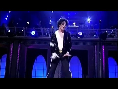 Michael Jackson - Billie Jean (Live at Madison Square Garden 2001)