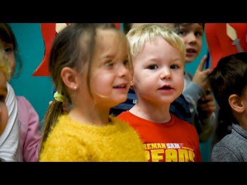 St. Martin β Kita-Kinder singen das Martinslied