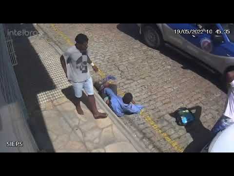 Brumado: Moradores em situação de rua brigam no centro da cidade