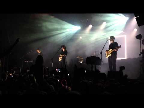 The 1975 - Robbers HD (live at Palladium Warsaw 2014)